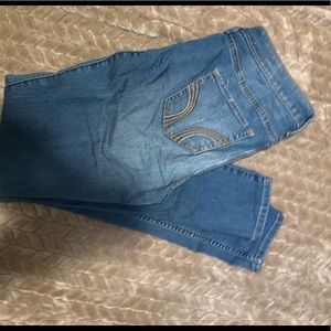 Hollister jeans